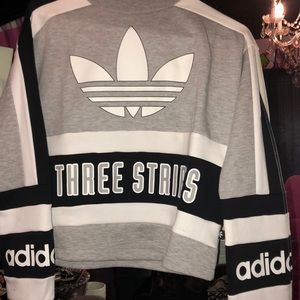 Adidas 3 stripes Sweater